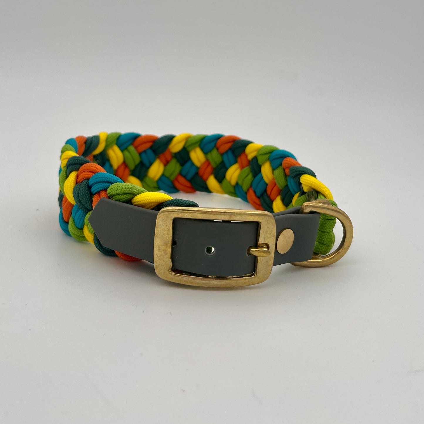 Paracord Halsband geflochten